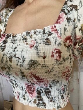 New cream white pink floral print smocked off shoulder crop top s